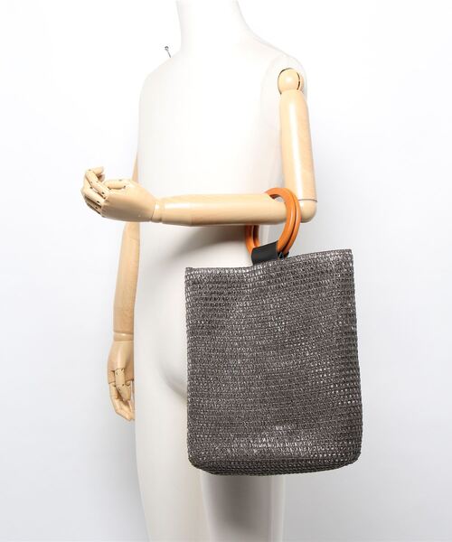 Andemiu（アンデミュウ）の「ブレードリングトート948935（ショルダーバッグ・レディース・グレー/オフホワイト・FREE）」の6枚目の写真