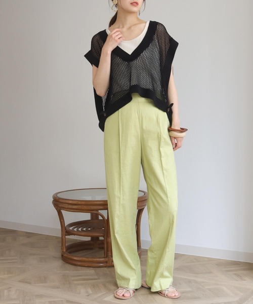 HER CLOSET(ハークローゼット)の「【HERCLOSET】深Vネックショート丈メッシュベスト(ベスト・レディース・ブラック/アイボリー/グレイッシュベージュ・M)」の15枚目の写真