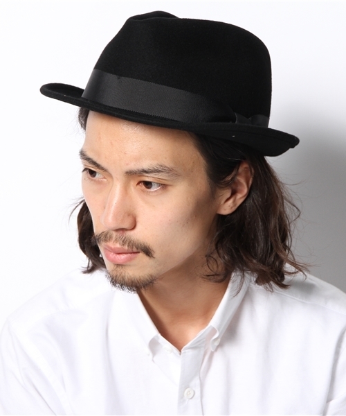green label relaxing(グリーンレーベルリラクシング)の「FELT CHARM フェドラハット(ハット・メンズ・ブラック/グレー/ネイビー・フリー)」の6枚目の写真