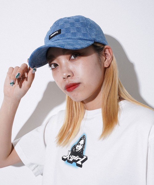 X-girl（エックスガール）の「RUBBER BOX LOGO CAP（キャップ・レディース・ライトブルー/ブラック/インディゴブルー/マルチ・ONE SIZE）」の14枚目の写真