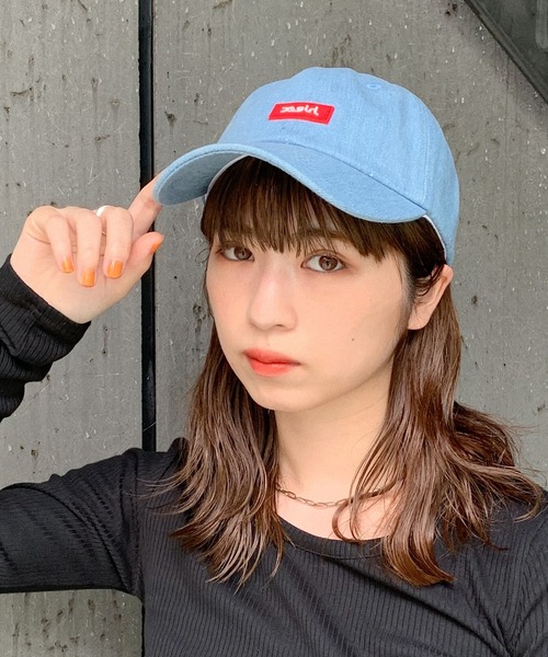 X-girl（エックスガール）の「RUBBER BOX LOGO CAP（キャップ・レディース・ライトブルー/ブラック/インディゴブルー/マルチ・ONE SIZE）」の5枚目の写真