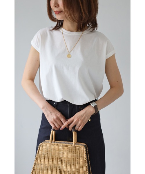 Bonjour Sagan(ボンジュールサガン)の「コットンノースリーブ(Tシャツ/カットソー・レディース・ホワイト/チャコールグレー/ブラック/グレイッシュベージュ・FREE)」の2枚目の写真