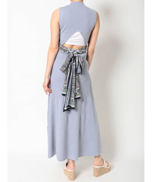 MERCURYDUO（マーキュリーデュオ）の「スカーフビスチェ付ニットロングワンピース（ワンピース・レディース・ブラック/ブルー/ベージュ・FREE）」の6枚目の写真