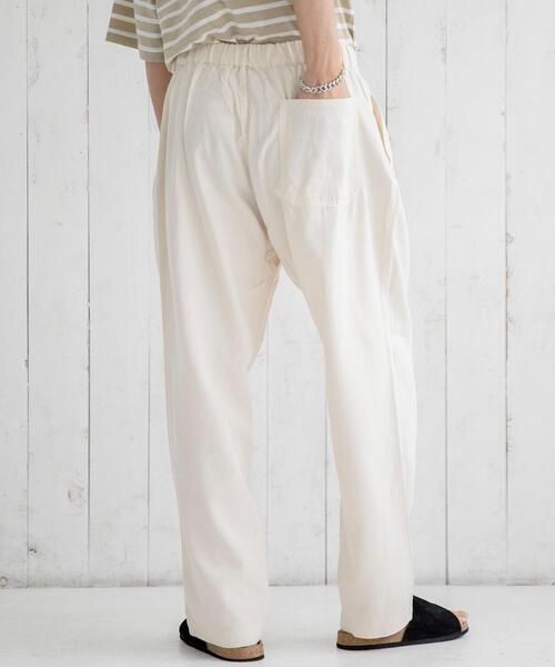 coen（コーエン）の「2タックワイドテーパードパンツ（その他パンツ・メンズ・ホワイト/ブラック/ベージュ・SMALL/MEDIUM/LARGE/X-LARGE）」の5枚目の写真