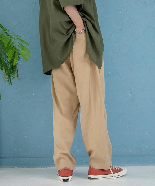 coen（コーエン）の「2タックワイドテーパードパンツ（その他パンツ・メンズ・ホワイト/ブラック/ベージュ・SMALL/MEDIUM/LARGE/X-LARGE）」の16枚目の写真