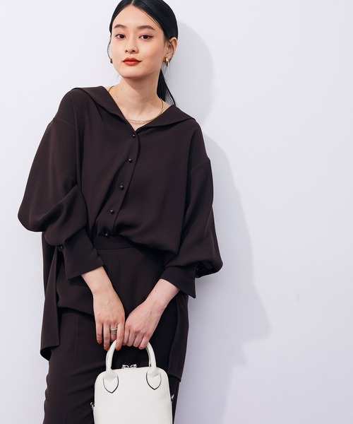 ADAM ET ROPE'(アダムエロペ)の「セーラーカラーブラウス(シャツ/ブラウス・レディース・ブラック/ダークブラウン/オフホワイト/ホワイト・FREE)」の4枚目の写真