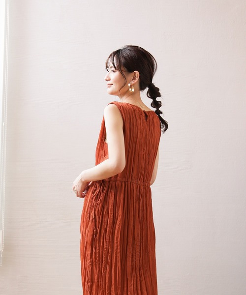 ENNEA（エンネア）の「【手洗いできる】サイドリボン・シフォン楊柳シワ加工カラーワンピース（ワンピース・レディース・ブラック/オレンジ/アイボリー/ライトグリーン・38）」の18枚目の写真