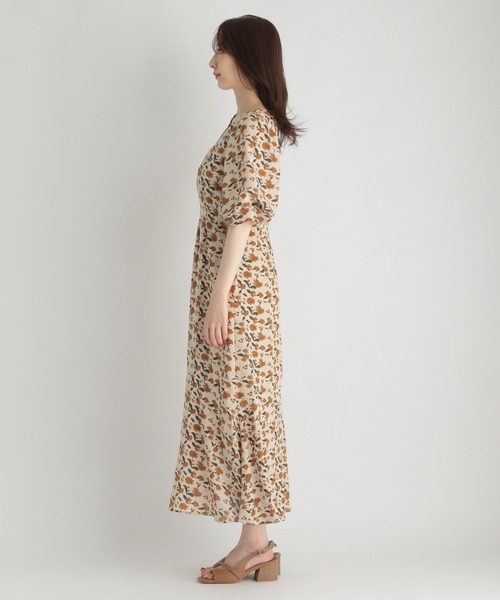 Andemiu(アンデミュウ)の「ヴィンテージフラワーワンピース216846(ワンピース・レディース・ブラック/オフホワイト・FREE)」の12枚目の写真