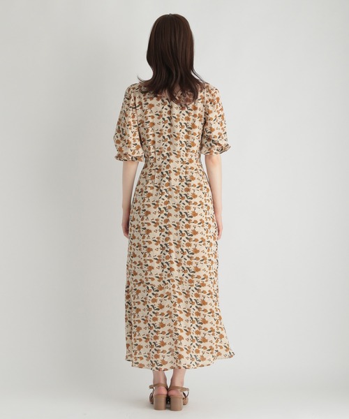 Andemiu(アンデミュウ)の「ヴィンテージフラワーワンピース216846(ワンピース・レディース・ブラック/オフホワイト・FREE)」の13枚目の写真