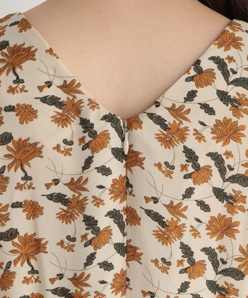 Andemiu(アンデミュウ)の「ヴィンテージフラワーワンピース216846(ワンピース・レディース・ブラック/オフホワイト・FREE)」の15枚目の写真