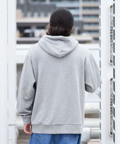 再値下げ【新品】定価16000円スコットクラブ系列 MEDOCパーカー ソダシ引退記念グラフィカルパーカー（黒/Black） | HORSEGOODSnet