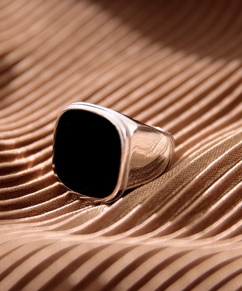 Adoon plain（アドーンプレーン）の「【Adoon plain】Silver925 スクエアリング（リング・メンズ・ライトグレー・FREE）」の5枚目の写真