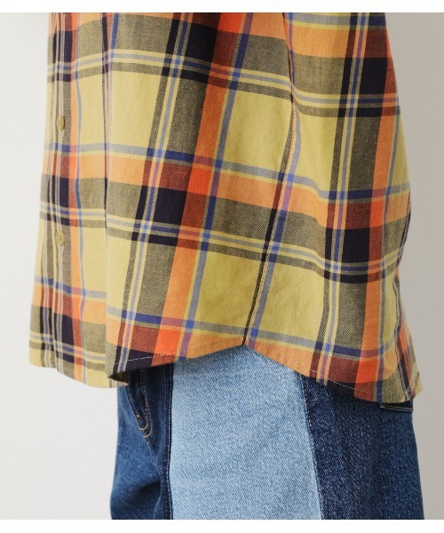 RODEO CROWNS WIDE BOWL（ロデオクラウンズワイドボウル）の「ﾋﾞｯｸﾞｶﾗｰﾌﾞﾗｳｽ（シャツ/ブラウス・レディース・オフホワイト/ブルー/イエロー系その他・FREE）」の15枚目の写真