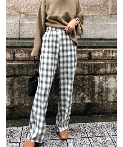 ulu(ウル)の「Check design straight wide pants(その他パンツ・レディース・ブラック/グリーン・FREE)」の13枚目の写真