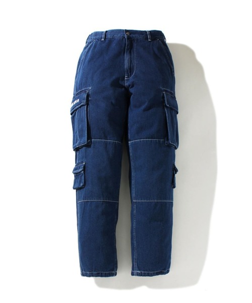 A BATHING APE(アベイシングエイプ)の「MULTI POCKET LOOSE FIT CARGO DENIM PANTS M(デニムパンツ・メンズ・ブラック/インディゴブルー・SMALL/LARGE/MEDIUM/X-LARGE)」の2枚目の写真