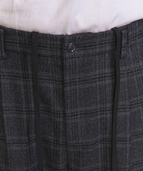 BEAUTY&YOUTH UNITED ARROWS（ビューティーアンドユースユナイテッドアローズ）の「BY ウォッシャブルフラノ テーパード チェック イージーパンツ（その他パンツ・メンズ・ダークブラウン/ダークグレー・S/M/L/XL）」の8枚目の写真