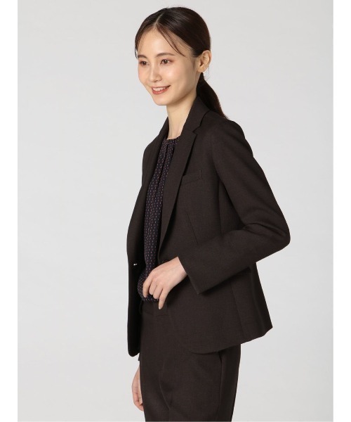 m.f.editorial(エムエフエディトリアル)の「アレキサンダージュリアンレディース/ALEXANDER JULIAN:Women シャークスキン セットアップ 1ボタンテーラージャケット(セットアップパンツ・スカートございます)(スーツジャケット・レディース・ダークウッド・X-LARGE/MEDIUM/LARGE/S)」の9枚目の写真