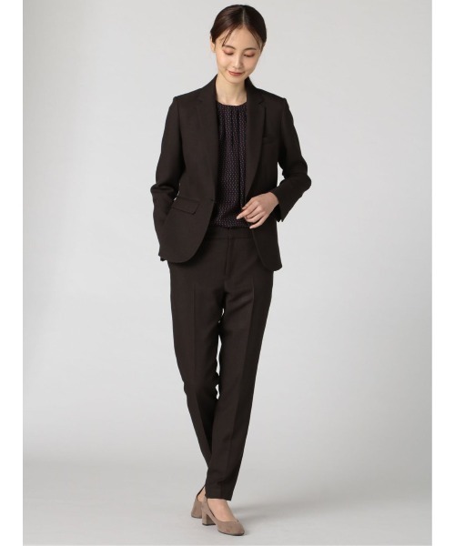 m.f.editorial(エムエフエディトリアル)の「アレキサンダージュリアンレディース/ALEXANDER JULIAN:Women シャークスキン セットアップ 1ボタンテーラージャケット(セットアップパンツ・スカートございます)(スーツジャケット・レディース・ダークウッド・X-LARGE/MEDIUM/LARGE/S)」の5枚目の写真