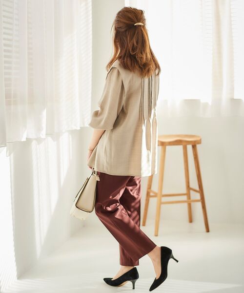 le.coeur blanc（ルクールブラン）の「コスミカルウォームタックテーパードパンツ（その他パンツ・レディース・ブラック/オフホワイト/ボルドー/ブラック系その他・40/38/36/34）」の6枚目の写真