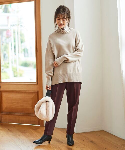 le.coeur blanc（ルクールブラン）の「コスミカルウォームタックテーパードパンツ（その他パンツ・レディース・ブラック/オフホワイト/ボルドー/ブラック系その他・40/38/36/34）」の10枚目の写真