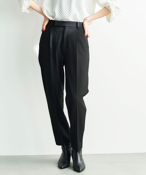 le.coeur blanc（ルクールブラン）の「コスミカルウォームタックテーパードパンツ（その他パンツ・レディース・ブラック/オフホワイト/ボルドー/ブラック系その他・40/38/36/34）」の20枚目の写真