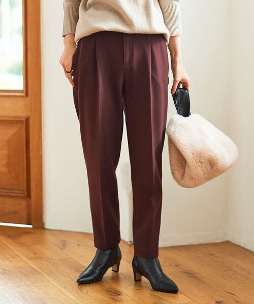 le.coeur blanc（ルクールブラン）の「コスミカルウォームタックテーパードパンツ（その他パンツ・レディース・ブラック/オフホワイト/ボルドー/ブラック系その他・40/38/36/34）」の22枚目の写真