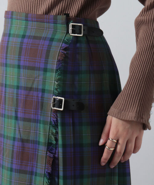 FREDY&GLOSTER（フレディアンドグロスター）の「【GLEN FYNE/グレンファイン】ラッププリーツキルトスカート（スカート・レディース・ブルー系その他4/パープル系その他5・38）」の17枚目の写真