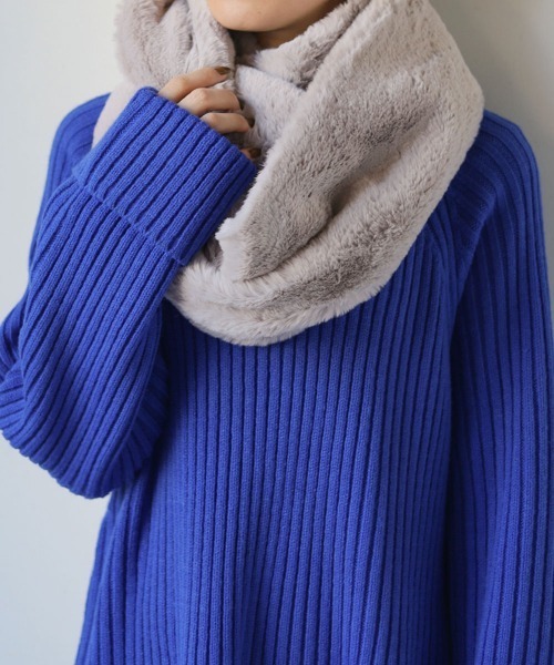 Bou Jeloud（ブージュルード）の「ファースヌード（ネックウォーマー/スヌード・レディース・ライトグレー/ブラック/ピンク・FREE）」の4枚目の写真