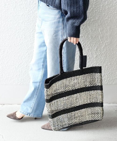 The Bagmati(ザバグマティ)の「The Bagmati:マルチカラーバッグ◆(トートバッグ・レディース・ブラック/ネイビー/ピンク・ONE SIZE)」の19枚目の写真