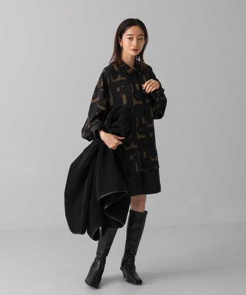 KBF(ケイビーエフ)の「ジオメトリックプリントシャツ(シャツ/ブラウス・レディース・ブラック/ネイビー/ボルドー・ONE)」の12枚目の写真