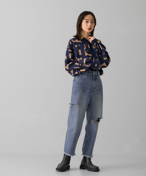 KBF(ケイビーエフ)の「ジオメトリックプリントシャツ(シャツ/ブラウス・レディース・ブラック/ネイビー/ボルドー・ONE)」の17枚目の写真