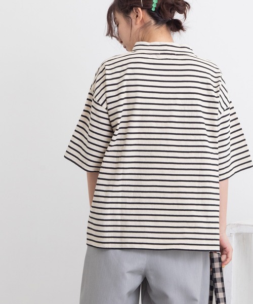 POU DOU DOU（プードゥドゥ）の「ボーダーモックネックゆるTee（Tシャツ/カットソー・レディース・ブラック/ピンク/ブルー/グリーン・3）」の2枚目の写真