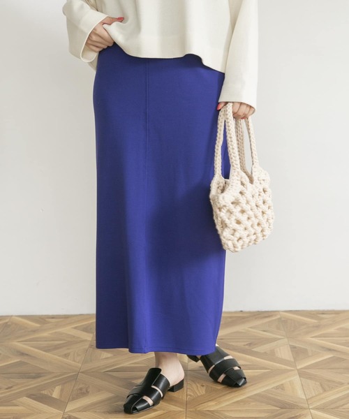 UR Lab.(アーバンリサーチラボ)の「ポンチロングタイトスカート(スカート・レディース・ブラック/ベージュ/レッド/グリーン/ロイヤルブルー・FREE)」の4枚目の写真