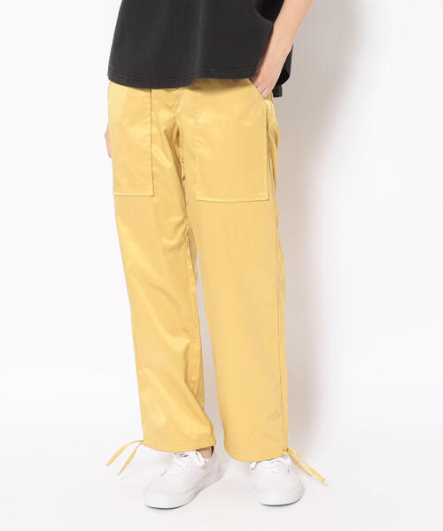 AVIREX（アヴィレックス）の「【Women's】ヴィンテージサテン ストレッチ パンツ/VINTAGE SATIN STRETCH PANT/アヴィレックス/AVIREX（その他パンツ・レディース・ベビーピンク/アイボリー/マスタード・SMALL/MEDIUM）」の6枚目の写真