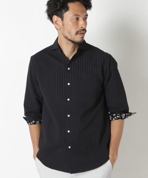 MEN'S BIGI(メンズビギ)の「バイアスサッカーストライプシャツ(シャツ/ブラウス・メンズ・ホワイト/ネイビー/グレー・01/02/03/04)」の6枚目の写真