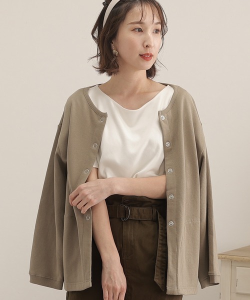 ElegChic(エレグシック)の「裏起毛スウェットドット釦カーディガン(カーディガン/ボレロ・レディース・ブラック/ライトカーキ/杢グレー/ライトベージュ・M/XL/4L)」の4枚目の写真