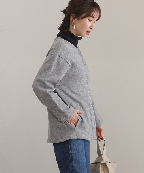 ElegChic(エレグシック)の「裏起毛スウェットドット釦カーディガン(カーディガン/ボレロ・レディース・ブラック/ライトカーキ/杢グレー/ライトベージュ・M/XL/4L)」の21枚目の写真
