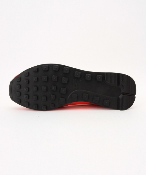 NIKE（ナイキ）の「＜VERY 5月号掲載＞NIKE / インターNカラー（スニーカー・レディース・オレンジ・24.0cm/24.5cm/25.0cm）」の15枚目の写真