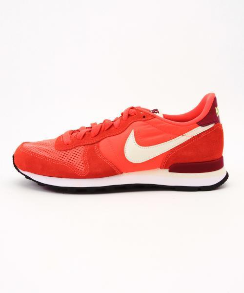 NIKE（ナイキ）の「＜VERY 5月号掲載＞NIKE / インターNカラー（スニーカー・レディース・オレンジ・24.0cm/24.5cm/25.0cm）」の3枚目の写真