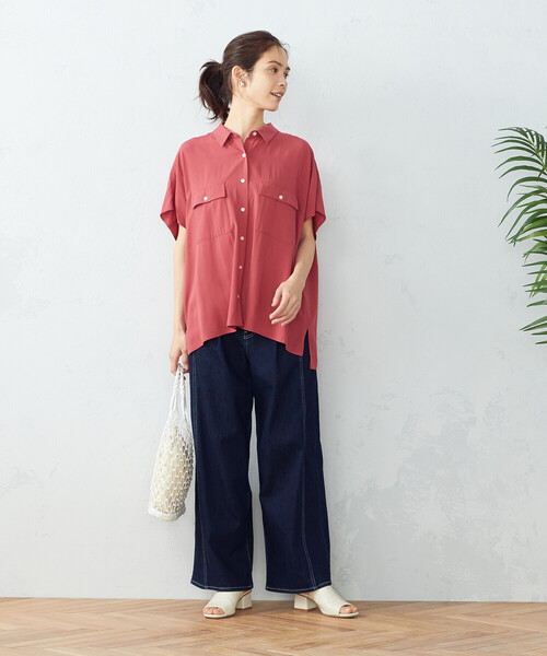 COMME CA ISM（コムサイズム）の「ワイドシルエット　サファリシャツ（シャツ/ブラウス・レディース・ベージュ/ダークブラウン/ピンク/カーキ・FREE）」の5枚目の写真