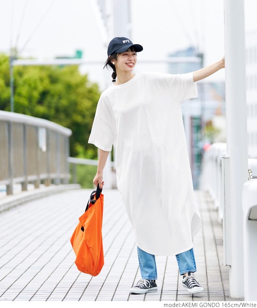 coca(coca)(コカ)の「半袖ラウンドヘムワンピース(ワンピース・レディース・ホワイト/チャコールグレー/ライトベージュ・ONE SIZE)」の9枚目の写真