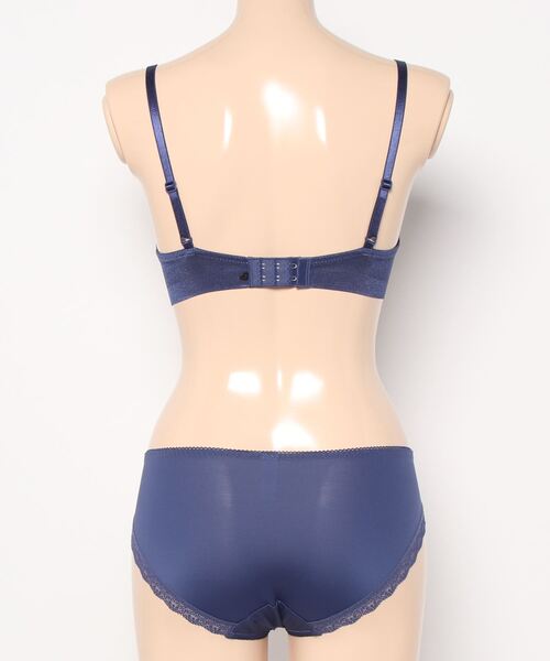 AMOSTYLE BY Triumph(アモスタイルバイトリンプ)の「ディアフローラル チャーミングラマー ブラ&ショーツセット【B,C,Dカップ】AMST1367 WHU + Hikini JX(ブラ&ショーツ・レディース・ベージュ/グリーン/ブルー・D65/C65/B75/C70/B70/C75/D80/B65/D70/D75)」の11枚目の写真