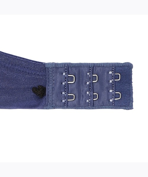 AMOSTYLE BY Triumph(アモスタイルバイトリンプ)の「ディアフローラル チャーミングラマー ブラ&ショーツセット【B,C,Dカップ】AMST1367 WHU + Hikini JX(ブラ&ショーツ・レディース・ベージュ/グリーン/ブルー・D65/C65/B75/C70/B70/C75/D80/B65/D70/D75)」の16枚目の写真