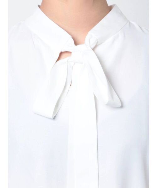 MERCURYDUO(マーキュリーデュオ)の「シャーリングスリーブボウタイブラウス(シャツ/ブラウス・レディース・グレー/オフホワイト/ピンク・FREE)」の8枚目の写真