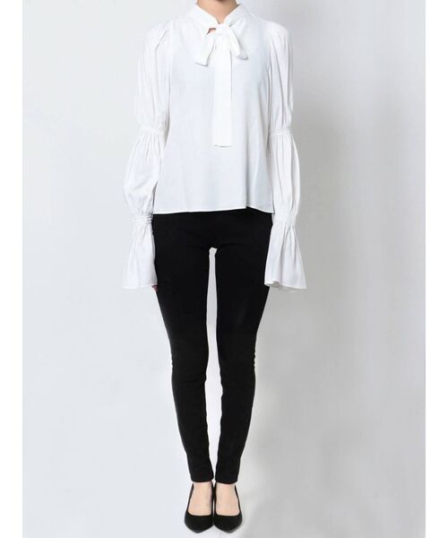 MERCURYDUO(マーキュリーデュオ)の「シャーリングスリーブボウタイブラウス(シャツ/ブラウス・レディース・グレー/オフホワイト/ピンク・FREE)」の11枚目の写真