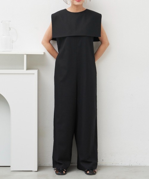 Libra Cue（リブラ キュー）の「“ビックカラー2wayコンビネゾン”　　　　　　　　　　　　　　　　　　　　　　　　　　　　　　麻混素材で長い季節着られる、付け襟がセットになったコンビネゾン（サロペット/オーバーオール・レディース・ベージュ/ブラック・1/2）」の3枚目の写真