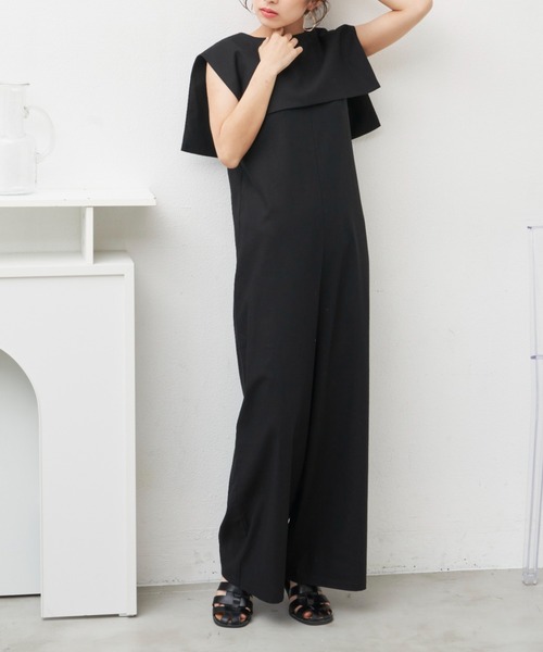 Libra Cue（リブラ キュー）の「“ビックカラー2wayコンビネゾン”　　　　　　　　　　　　　　　　　　　　　　　　　　　　　　麻混素材で長い季節着られる、付け襟がセットになったコンビネゾン（サロペット/オーバーオール・レディース・ベージュ/ブラック・1/2）」の4枚目の写真