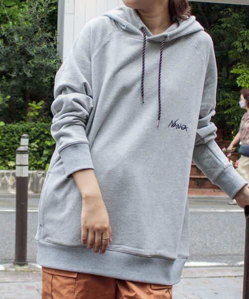 NANGA（ナンガ）の「【NANGA/ナンガ】GLOSTER別注パーカー バックプリント ビッグシルエット ロゴ刺繍（パーカー・メンズ・ブラック/グレー/オフホワイト・M/L）」の21枚目の写真