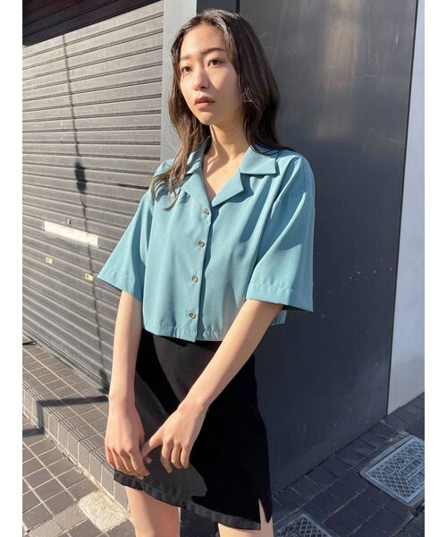 EMODA（エモダ）の「オーバーショートシャツ（シャツ/ブラウス・レディース・ホワイト/ブラック/ブルー・FREE）」の4枚目の写真