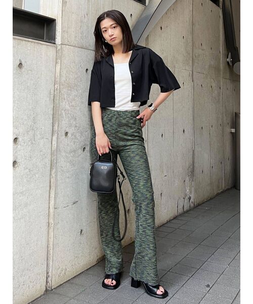 EMODA（エモダ）の「オーバーショートシャツ（シャツ/ブラウス・レディース・ホワイト/ブラック/ブルー・FREE）」の10枚目の写真